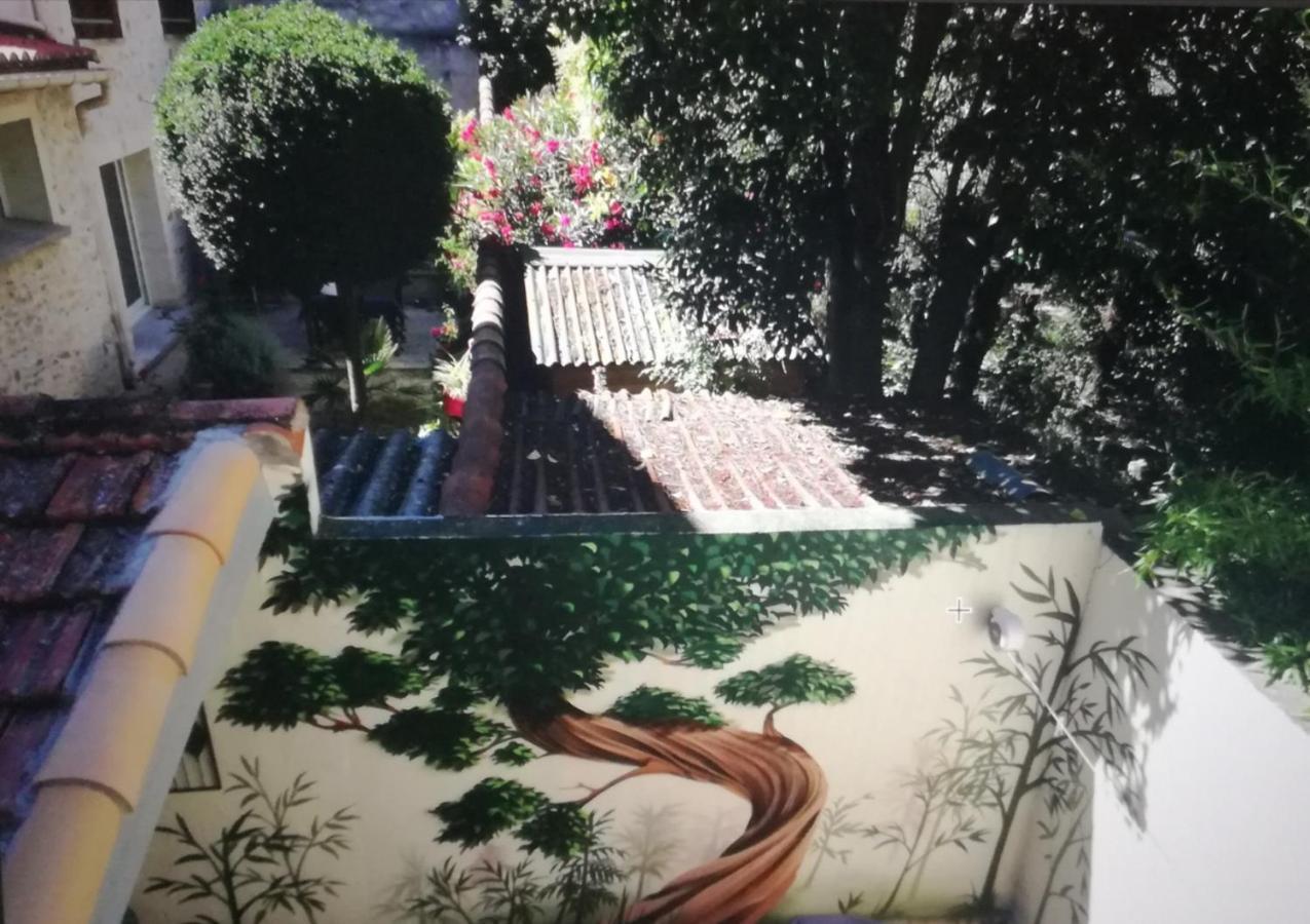 Suite Volupte Classee 3 Etoiles Avec Vue Sur Jardin, Climatisation Montpellier Exteriör bild